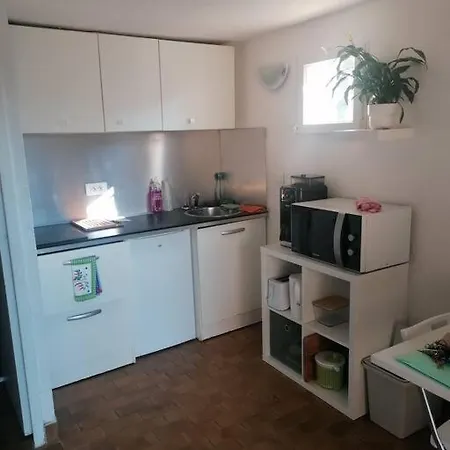 Apartment Proche De La Les Hauts Du Port